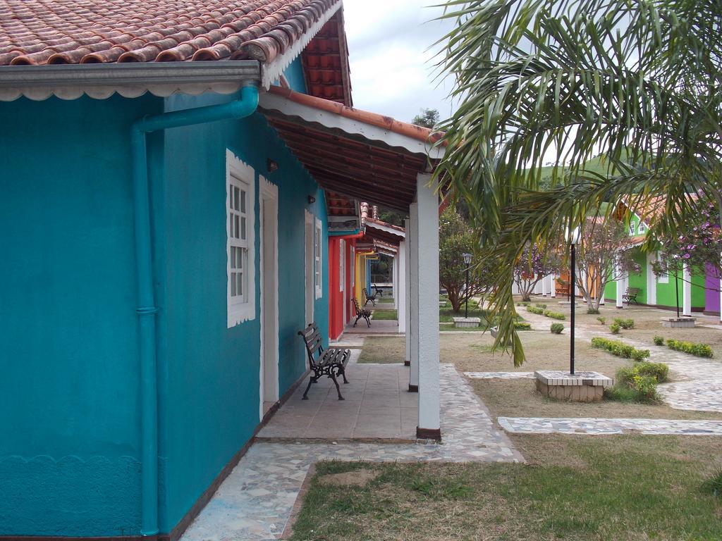 Pousada Villa Sao Bento Campos do Jordão Exterior foto